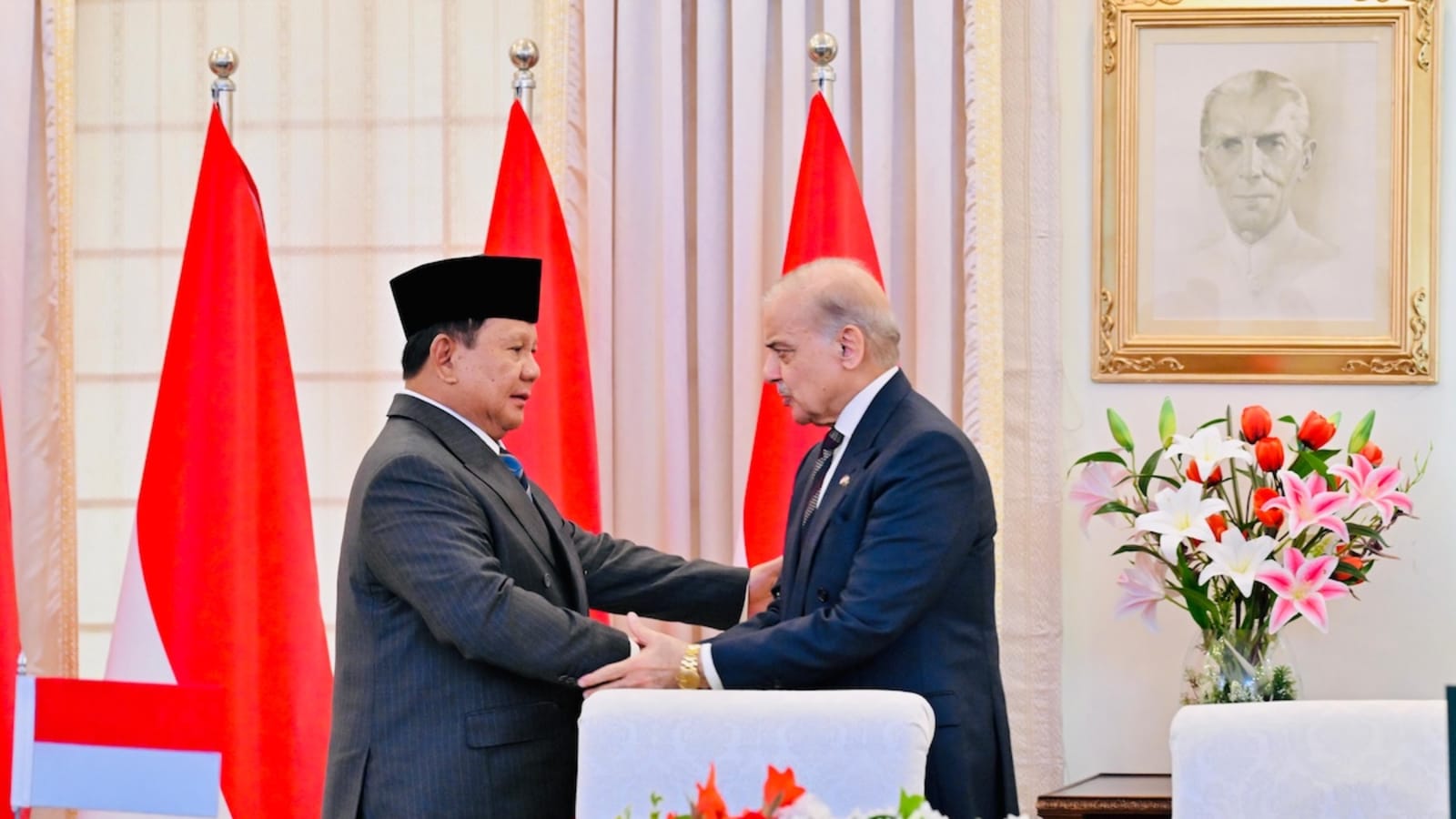 Prabowo dan Sharif Bersatu Usir Bayang-Bayang Perang di Timur Tengah