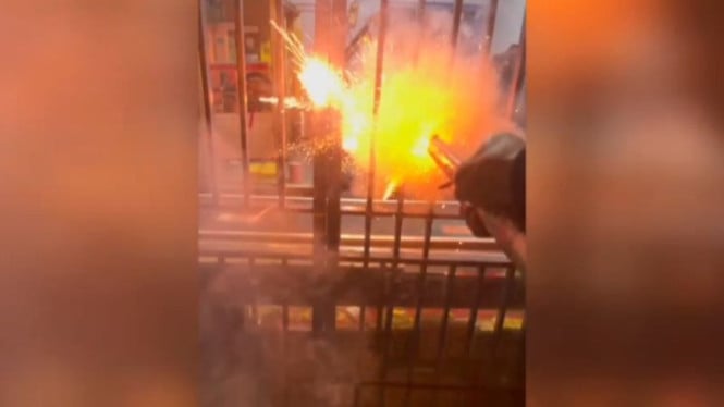 Aksi Sweeping OTK di Pasar Rebo: Tiga Toko Obat Keras Diserang Petasan, Polda Gerak Cepat