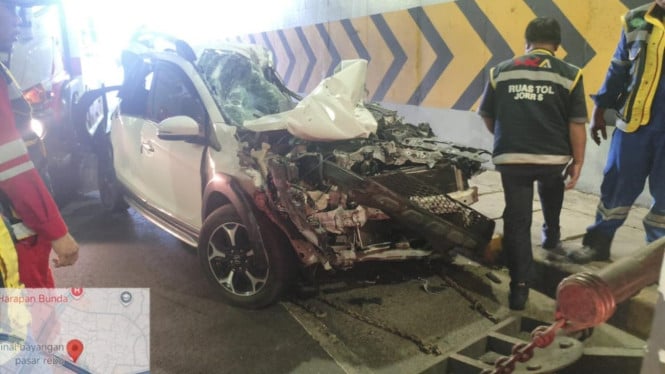 Tragedi di JORR: Rem Truk Gagal, 7 Kendaraan Terlibat dalam Kecelakaan Berantai yang Mengerikan