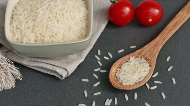 Zakat Fitrah Uang atau Beras? Ini Pilihan yang Paling Tepat Menurut Para Ulama