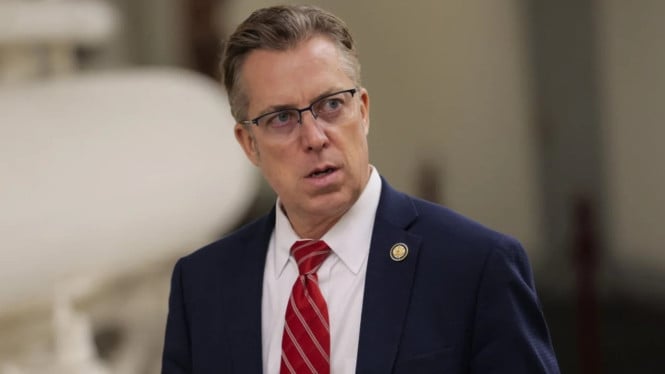 Pernyataan Rasis Anggota DPR Republik Memicu Badai Kritik: Muslim Tak Punya Tempat di Amerika?