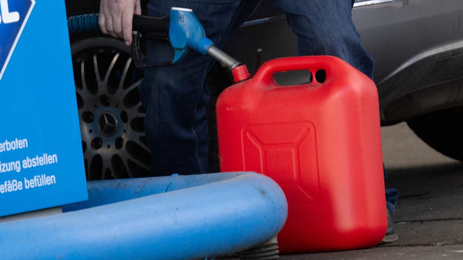 Dominó Krisis Energi Merambat ke Asia Tenggara, Negara-negara Mulai Terapkan Work From Home Massal