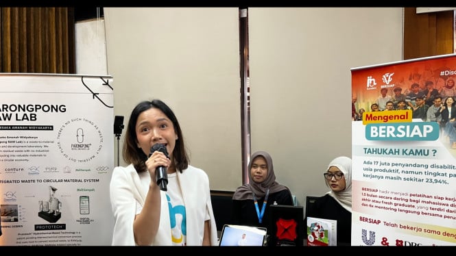 Dari Ruang Kelas ke Lapangan Kerja: Perempuan Maluku Ubah Nasib 17 Juta Penyandang Disabilitas