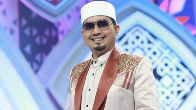 Ustaz Solmed Buka Suara Keras Atas Tuduhan Pelecehan Sesama Jenis yang Viral