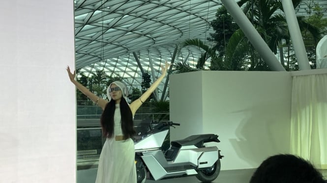 OMO X: Motor Listrik Revolusioner yang Tidak Pernah Terjatuh, Terbukti Tangguh di Jalanan Indonesia