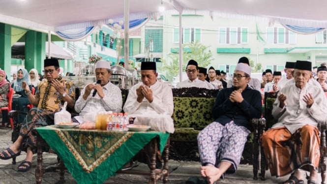 Nyai Nur Khodijah: Sosok Legendaris di Balik Pesantren Putri Indonesia