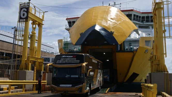 Mudik Lintas Pulau Membludak, ASDP Siagakan Armada Kapal Ekstra untuk Jamin Kenyamanan Penumpang