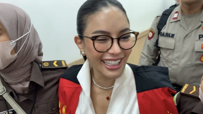 Nikita Mirzani Layangkan Surat Protes ke Prabowo Subianto, Bantah Vonis 6 Tahun Penjara