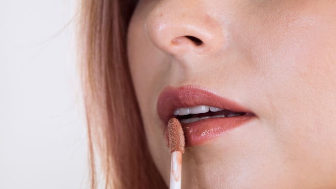 Lip Matte Tahan Seharian Tanpa Dehidrasi? Dermatolog Ungkap Trik Ampuhnya