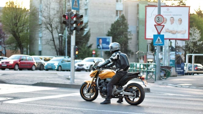 Mudik Pakai Motor? Ini Panduan Lengkap Pilih Rute Aman yang Jauh dari Kecelakaan