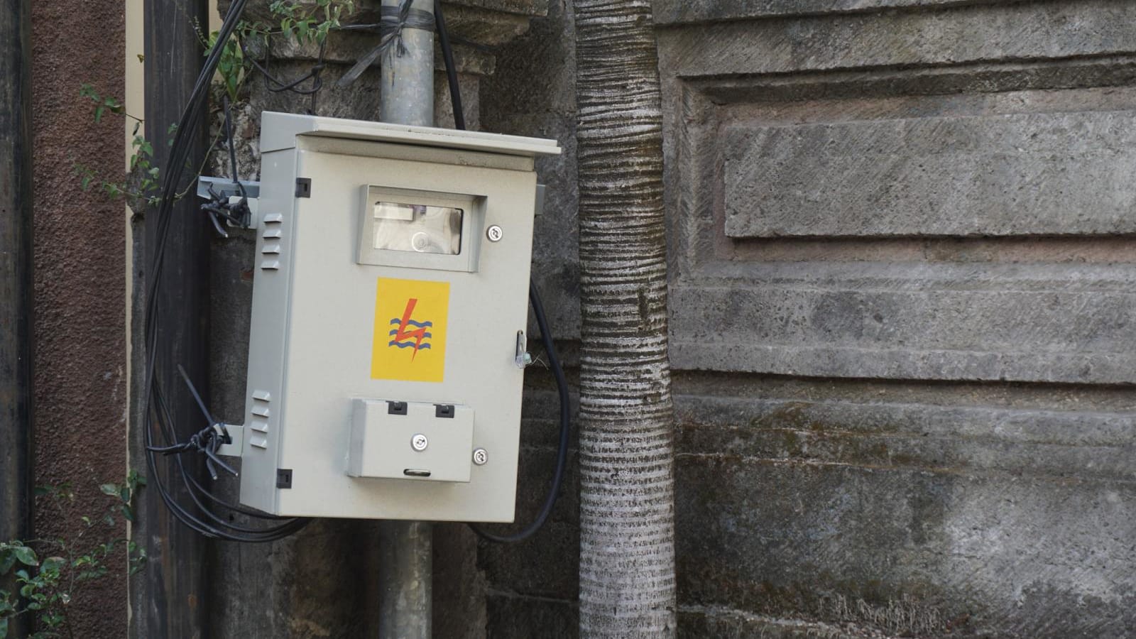 Pemerintah Beri Kabar Gembira: Tarif Listrik Tetap Stabil Hingga Pertengahan 2026