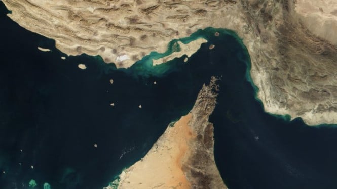 Selat Hormuz Jadi Zona Mahal: Premi Asuransi Kapal Membengkak Akibat Ketegangan Geopolitik