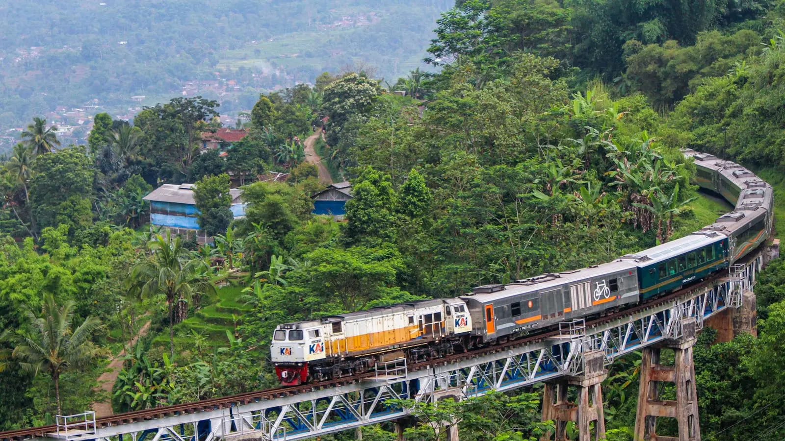 Masih Kebingungan Cari Tiket Mudik? Jakarta Masih Punya Stok 333 Ribu Lebih Kereta Api