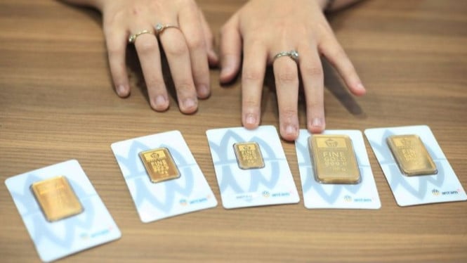 Emas Antam Anjlok Rp 50 Ribu per Gram, Investor Diminta Waspada Volatilitas Pasar