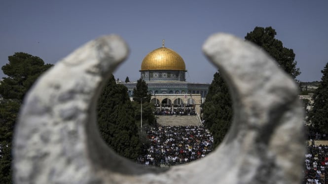 Alih-alih Berdoa, Muslim Palestina Hadapi Blokade Israel Saat Rayakan Idul Fitri di Al-Aqsa