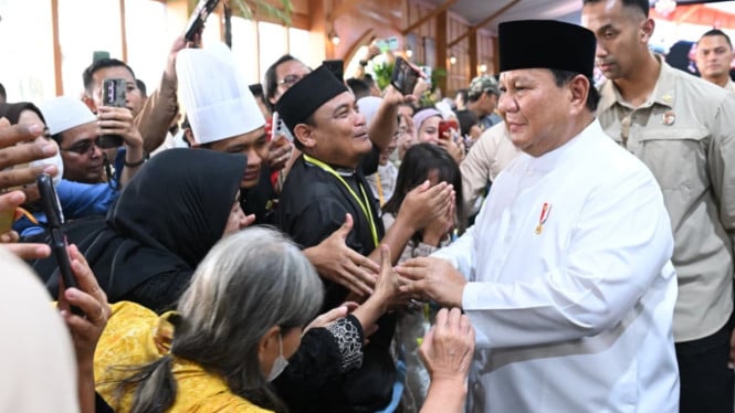 Presiden Prabowo Buka Pintu Istana untuk Ribuan Rakyat, Halal Bihalal Meriah Penuh Kehangatan