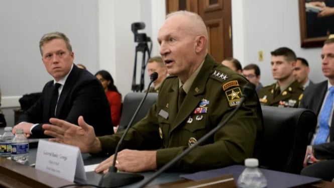Pertarungan Internal Militer AS: Menteri Pertahanan Hegseth Desak Jenderal George Mundur