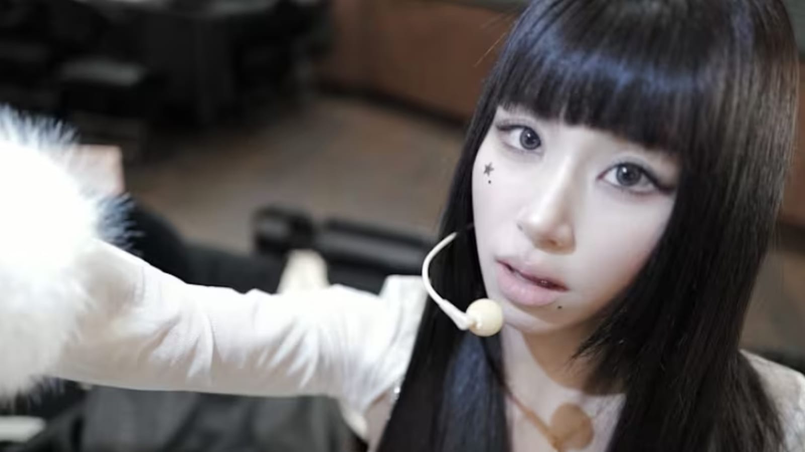 Chaeyoung TWICE Terpaksa Absen, Cedera Koper Jadi Warning Serius untuk Industri K-pop