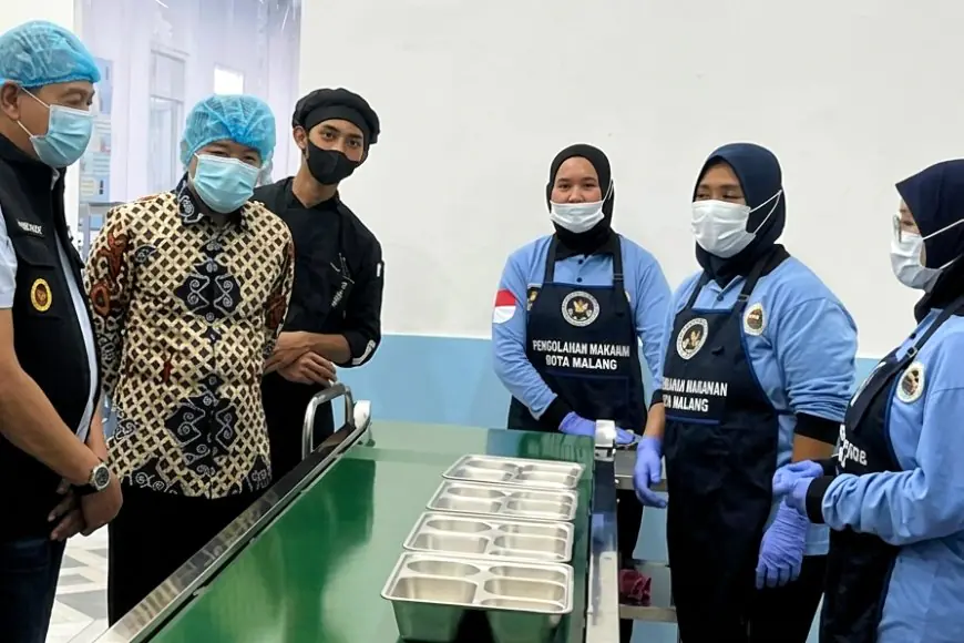 Dapur Gizi Kota Malang: Ketika 20 Persen Program Nutrisi Siswa Masih Tertatih-tatih