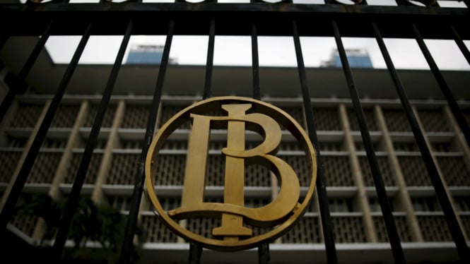 Rupiah Terperangah di Zona Rp17.000, BI Kerahkan Senjata Moneter untuk Penyelamatan