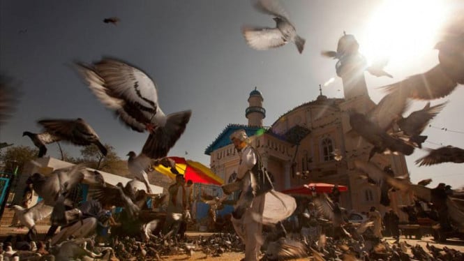 Laporan Kebahagiaan Global 2026: Negara Mana yang Paling Menderita?