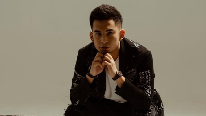 Okin Tiba-Tiba Ajukan Perdamaian Setelah Rachel Vennya Sidik Jari Rumah Mereka ke Pengadilan