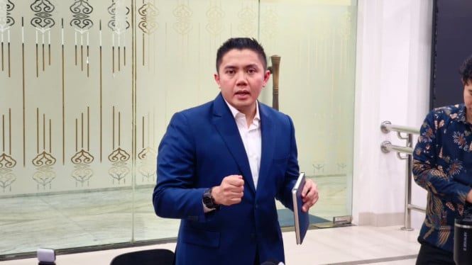 Pemerintahan Prabowo Tetap Kokoh, Seskab Teddy: Gejolak Global Tak Goyahkan Stabilitas Dalam Negeri