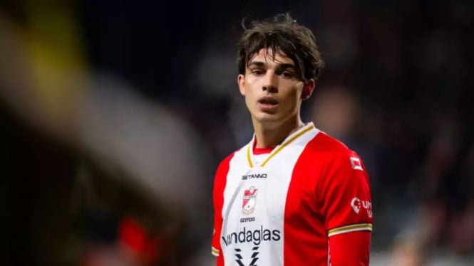 Ancaman Serius untuk MU: Fabregas Dinanti, Garnacho Nyesel Pergi, Indonesia Gagal Juara