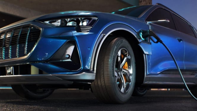 Mobil Listrik Hybrid Jadi Tren: Produsen Global Lepas Tangan dari Revolusi Murni?