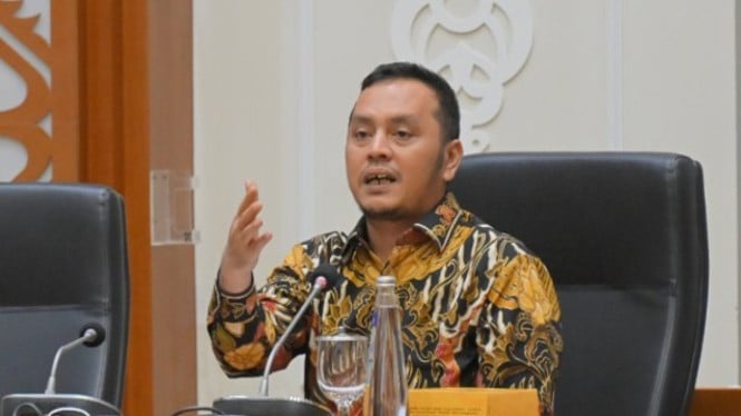 Willy Aditya Bercanda Soal NasDem Merger Gerindra, Suasana Rapat DPR Jadi Meriah