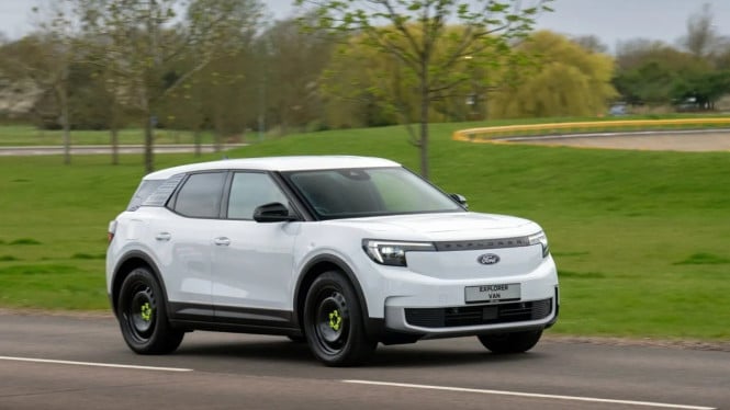 Transformasi Mengejutkan! Ford Explorer EV Kini Jadi Solusi Van Komersial Bertenaga Listrik