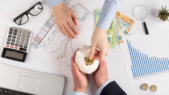 Ketika Dunia Berguncang, Ini Strategi Investasi yang Bikin Dompet Anda Tetap Aman