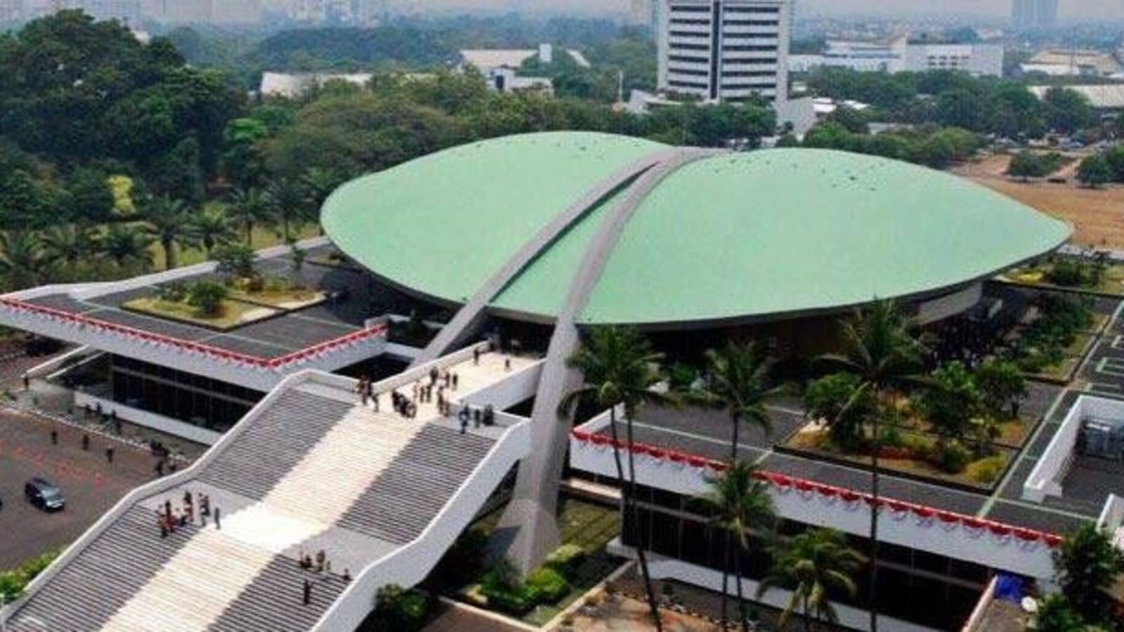 Komisi III DPR Jadwalkan Pemanggilan Rektor UI Terkait Kasus Pelecehan Seksual 16 Mahasiswa