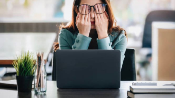 Generasi Milenial Muda Ini Ternyata Paling Rentan Stress Kantor, Survei Ungkap Fakta Mengejutkan