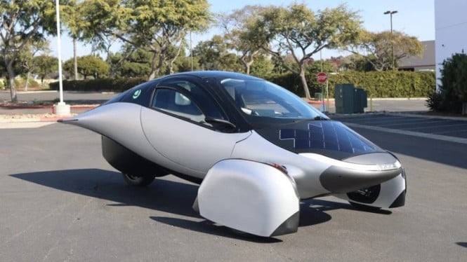 Mobil Tenaga Surya Bakal Menggempur Pasar: Aptera Motors Targetkan Produksi Massal 2026