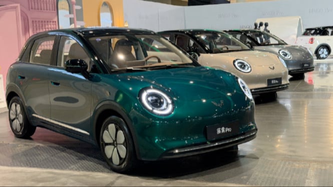 Pasar Otomotif Indonesia Berguncang: Mobil Listrik Terjangkau Hadir, Honda Luncurkan Motor Baru, Mobil Bekas Naik Level