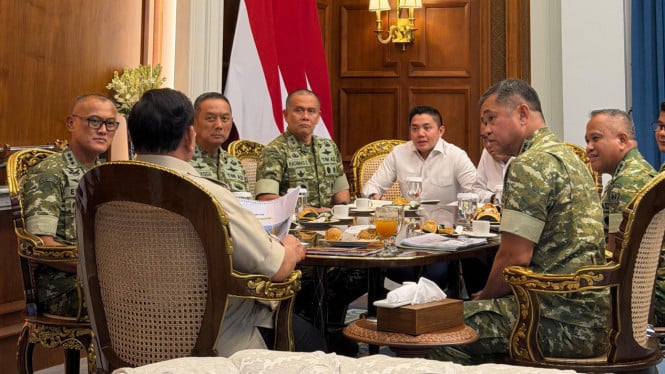 Maruli Simanjuntak Laporkan Capaian Besar TNI AD ke Prabowo: 300 Jembatan Dibangun hingga Sektor Pendidikan Direnovasi