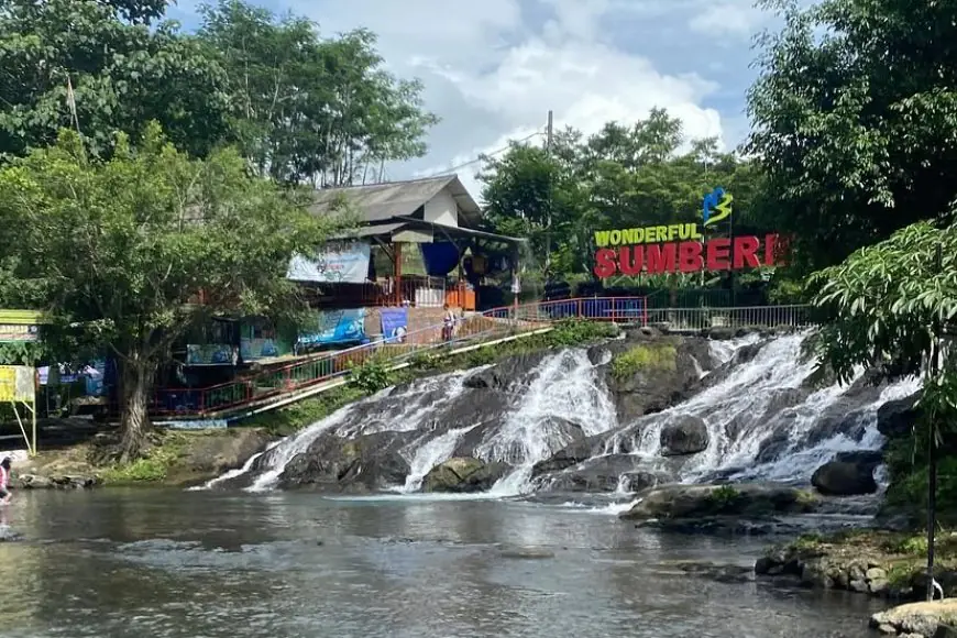 Sumber Maron Malang: Destinasi Healing Super Murah yang Bikin Betah Berlama-lama