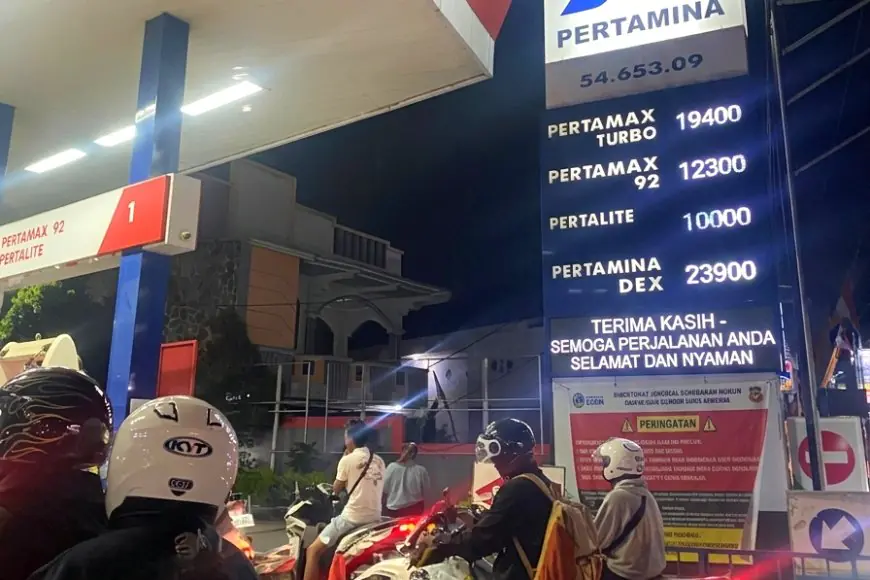 Bensin Naik, Logistik Membludak—Dompet Konsumen Mulai Terancam