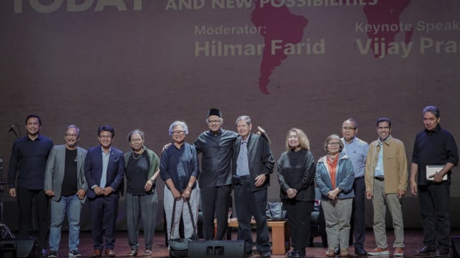 Vijay Prashad Peringatkan Indonesia: Jangan Jadi Boneka di Arena Geopolitik Dunia