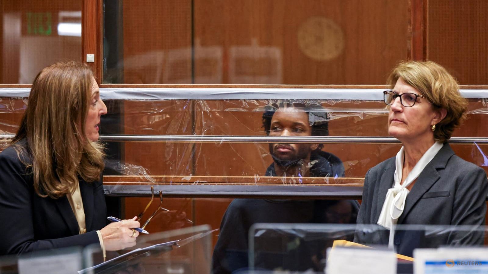 Musisi Terkenal AS Menghadapi Dakwaan Berat: Pembunuhan Remaja dan Pelecehan Anak Berulang