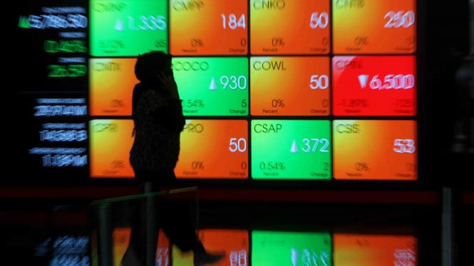 Pasar Saham Indonesia Terjerembab Dalam, IHSG Terjun 2 Persen Akibat Rupiah Ambruk