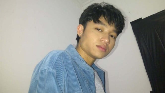 Demi Karakter Autentik, Kiesha Alvaro Rela Kotor-kotoran Belajar Operator Ekskavator hingga Aduk Semen