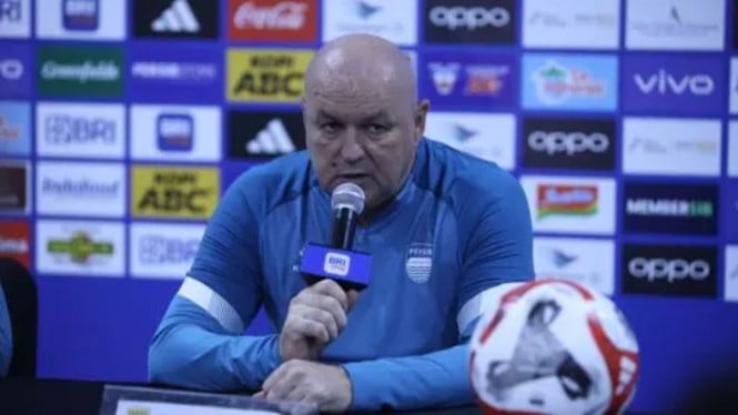 Bojan Hodak Sebut Satu Pemain Jadi Biang Kerok Persib Tertahan Arema di Bandung