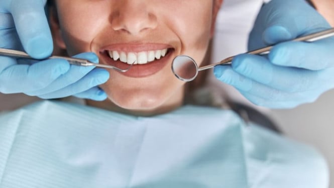 Senyum Digital: Revolusi Perawatan Gigi Estetik Memasuki Era Teknologi AI dan 3D Printing