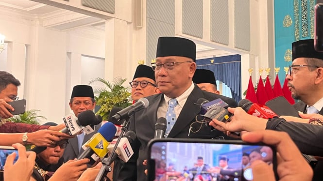 Jumhur Hidayat Resmi Jadi Menteri LH, Rocky Gerung: Kabinet Perlu Figur Kontroversial untuk Maksimal
