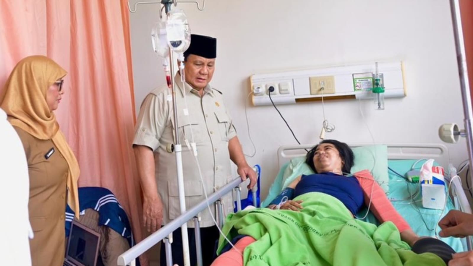 Prabowo Tinjau Lokasi Tragedi Kereta, 14 Nyawa Melayang dan Janji Infrastruktur Baru Bergema