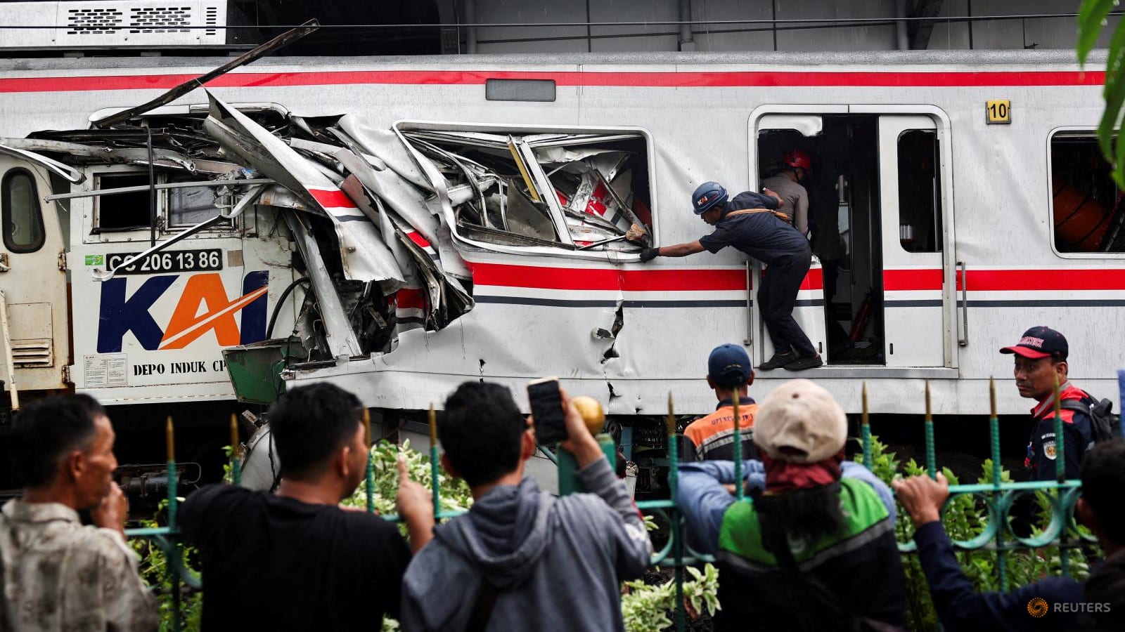 Detik-Detik Menjelang Tabrakan KRL-Argo Bromo di Bekasi Timur: Kemenhub Buka Suara Sepenuhnya