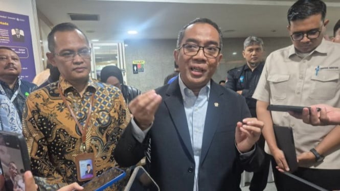 Mendiktisaintek Klarifikasi: Program Studi Bukan Ditutup, Malah Direvitalisasi Sesuai Zaman