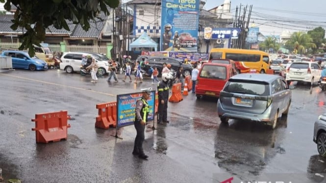 Antisipasi Kemacetan di Musim Liburan, Jalur Puncak-Cipanas Ditutup Total Mulai Sabtu